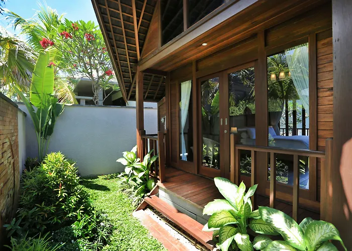 Raja Woods * Jimbaran
