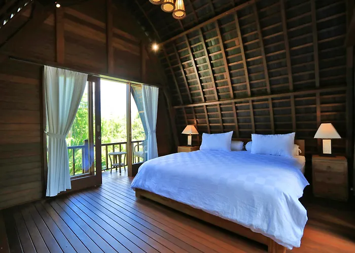 Raja Woods Villa