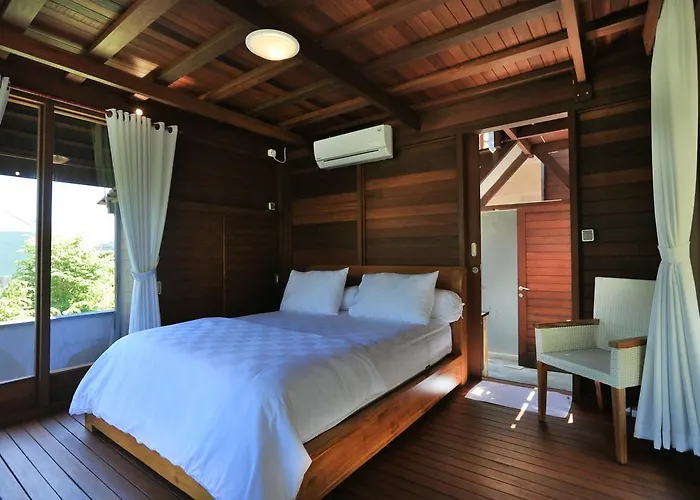 Villa Raja Woods *